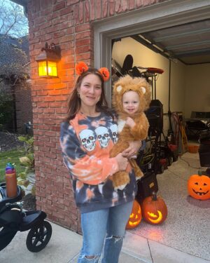 Jessica McDonald Instagram - #MayBaby 👶🏼
#Halloween
#RihannaSB2023
#3