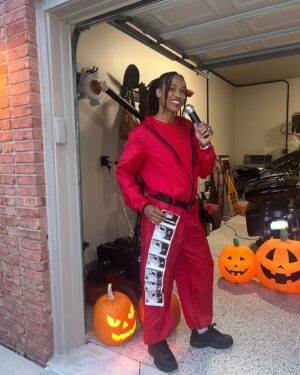 Jessica McDonald Instagram - #MayBaby 👶🏼
#Halloween
#RihannaSB2023
#3