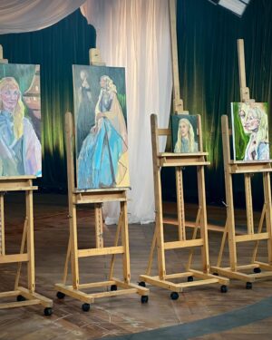 Joely Richardson Instagram - Very extraordinary day spent with ‘Portrait Artist of the Year’ @arts.sky . The Object I chose was a portrait of my grandmother Rachel Kempson. Granny was  somewhat overlooked as an actor - her greatest passion  friendship . When I look at this portrait I see all my family members past and present flit or hum within it. To witness the talent and dynamism of the artists and semi finalists was a rare insight. Thankyou #paoty . Thankyou @svenbayerbach @gemmapeacemakeup and @roksandailincic . Thankyou Paul Lee 🎨 #artists #judges #painting #talent #portrait @arts.sky #team #great #allwinners