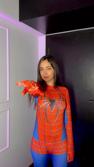 Kaashvi Hiranandani Instagram - if u saw me outside ur window what would you do? 🕷 #kaashplays #spiderman 
.
.
.
.
.
.
.
.
.
#explore #explorepage✨ #ai #aiart #fyp #trending #spidergwen #marvel #cosplay #bgmi #s8ul