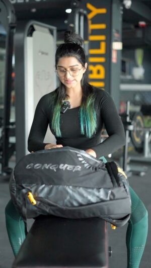 Kaviya Ravichandran Instagram - Now please don’t steal my gym bag 😛