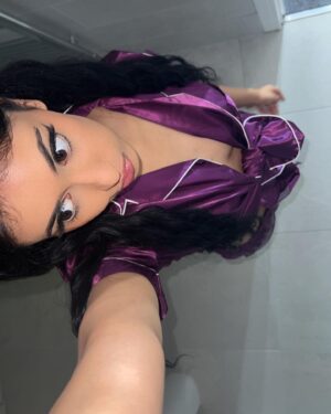 Kayla Kapoor Instagram - getting cute in my PJs 😙💜

#indiangirl #desigirl #bikinimodel #lingeriemodel #browngirl #spicyaccountant