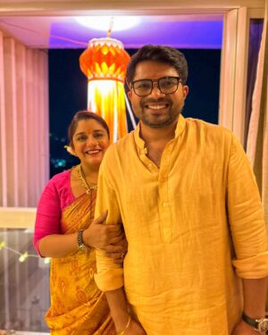 Kshitee Jog Instagram - तुम्हाला आणि तुमच्या परिवाराला नरक चतुर्दशी आणि लक्ष्मीपूजनाच्या खूप खूप शुभेच्छा! 

सुखी रहा, समाधानी रहा!

#पाटील्स #दिवाळी #diwali #celebration