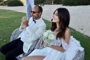 Laurie Marquet Instagram - about the best day of my life 👰🏻‍♀️