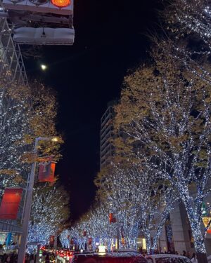 Lee Seo-bin Instagram - 크리스마스 이브다 !!! 
이브랑 클스는 해리포터 정주행 🚂🎄