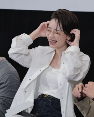Liu Yase Instagram - 𝙷𝚒，我是誰？
#太陽星辰 
#Netflix #騰訊