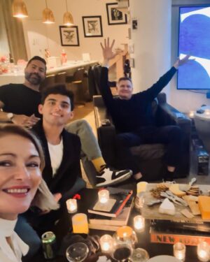 Louise Lombard Instagram - #Merrychristmas ❤️