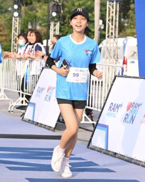 Machida Sutthikulphanich Instagram - งานกีฬาเราก็มานะ 🤣✌️ ปอลิง แอบใบ้หวยเบาๆ 😅❤️ #maki #makimachida #machida #น้องมากิ #มากิมาชิดา #มาชิดา #นักตบบ้านโคกปัง #ขิง #ทิชา #explore #explorepage #exploremore #reelsinstagram #reels #réel #reelsvideo #ฟีด #korea #bance #dancechallenge #love #y2k #like #followers #follow #followｍe #mylove #fyp #fypシ #friends
