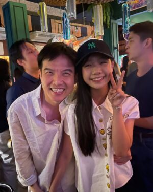 Machida Sutthikulphanich Instagram - บรรยากาศงานเลี้ยงปิดกล้อง #ทิชา ดีใจมากๆที่ได้ร่วมงานกับพี่ๆนักแสดงเก่งๆ ขอบคุณพี่กู่ ผกก. @mrkoo พี่นก แคสติ้ง @nokcasting และพี่ๆทีมงานทุกท่านๆที่ให้โอกาสมากิได้รับบทอู่ยี่ในครั้งนี้นะคะ ขอบคุณพี่เจี๊ยบ @jeabwattana  สำหรับบทละครดีๆด้วยค่าา ดีใจมากๆที่ได้เป็นส่วนหนึ่งในโปรเจ็กต์นี้นะคะ 😊🙏❤️ #MakiMachida #one31 #onedoriginal #ช่องone31 #ทิชา #oned #thicha