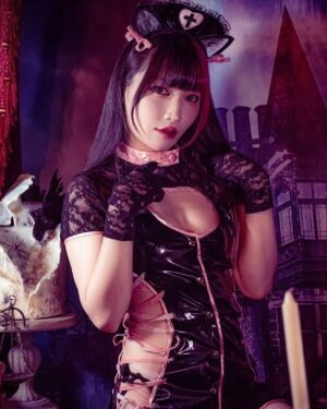 Maki Itoh Instagram - 🎃🦇