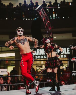 Maki Itoh Instagram - I didn't give the middle finger on this day