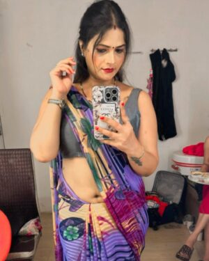 Malvika Tomar Instagram - Bringing the heat with a side of cuteness
.
.
.
.
#malvika #trendingreels #instagram #photooftheday #nevelqueen #photography #selfie #saareelove #look #tbt❤️ #boldwillhold #bold #lifestyle #shoot #sunday #goodmorning #goodday