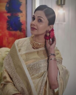 Manasi Salvi Instagram - 🌹With Love !

@yasmeenkhan78666