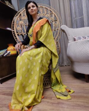 Manasi Salvi Instagram - Yellow vibes 💛

#ghumhaikisikeypyaarmeiin

Hairstylist @yasmeenkhan78666