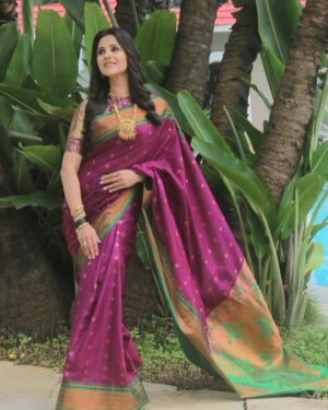 Manasi Salvi Instagram - Happiness 💕

Thank you @siddharttha_vankar..Love the Saree ❤️
#ghumhaikisikeypyaarmeiin @shaikafilms 
@cockcrowandshaika_ent 

Pic courtesy @creative_titu_01 
Hairstylist @yasmeenkhan78666