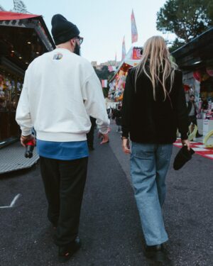 Manon Fiorot Instagram - 🎀  𝒞𝒽𝒾𝓁𝓁 🎀 🎡🎢🎠🎟️👩‍❤️‍💋‍👨