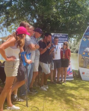 Marcela Sabat Instagram - 💦 Honrando la vida de un grande!! Gracias #JavierKuschel por enseñarnos taaanto. Tremenda iniciativa de @mirandaskischool esta copa 2024 para recordarlo, y que esperamos siga por muchos años más. Felicitaciones @pipe_miranda y @totimiranda por esta linda jornada y regalo para todos ❤️. #TodosCampeones