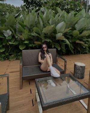 Micaella Raz Instagram - distance, silence, peace 🍃

Thank you, Casa Vida for a very sweet getaway. 

Mouthwatering food from Sinauna Manokan at Seafood, and Casa Celina. Love how cozy and very homey the vibes are in their place, and the food is definitely a 10/10 ✨