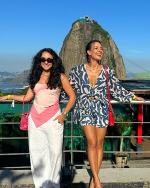 Michelle Martins Instagram - De cartão postal a gente entende 🙌🏽☀️
