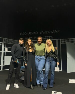 Michelle Martins Instagram - Novembro é sempre tão especial ❤️