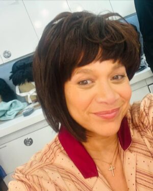 Michole Briana White Instagram - In hair and makeup. Sorting out the look for Season 3. 😍💄💋💇🏽‍♀️How’d we do? #flashbackfriday #bmf #bmfhair #bmfmakeup @bmfhairdepartment @bmfmakeupdepartment