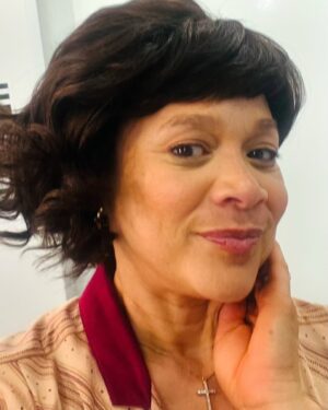 Michole Briana White Instagram - In hair and makeup. Sorting out the look for Season 3. 😍💄💋💇🏽‍♀️How’d we do? #flashbackfriday #bmf #bmfhair #bmfmakeup @bmfhairdepartment @bmfmakeupdepartment