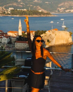 Mila Kalađurđević Instagram - Life… it’s like a pice of cake 🎂 take it,live it,because one day it will be the last pice…. #milakali #2024