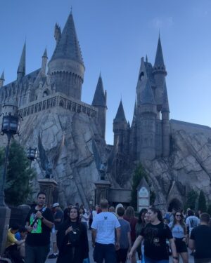 Mithra Kasthurirangan Instagram - Day 1 at Universal Studios! 🤩🤩My inner child is truly in her happy place.❤️❤️