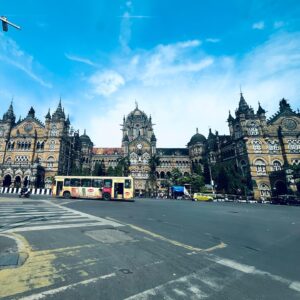Mithra Kasthurirangan Instagram - Mumbai dump ❤️ city for the month of august🤩 #12months12differentcities #2024goals