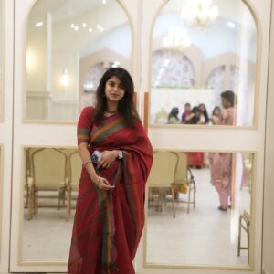 Mithra Kasthurirangan Instagram - You refer to this as elegance ✨✨❤️
Pc - @happy.stance_