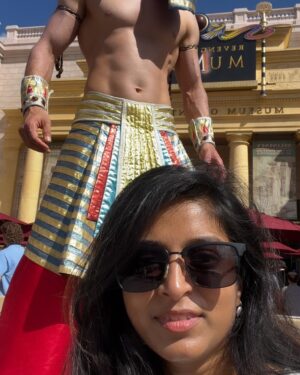 Mithra Kasthurirangan Instagram - Day 1 at Universal Studios! 🤩🤩My inner child is truly in her happy place.❤️❤️