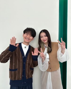 Mizuki Kayashima Instagram - ⁡
ZIP!  DayDay.  ヒルナンデス！をご覧くださった皆さん、ありがとうございました‪☺︎‬‪
⁡
実は高校のクラスメイトだった福ちゃん！
久々に会えてうれしかったです！！
⁡
そして今夜19時からは「歌唱王」が放送されます。
是非ご覧ください☺️