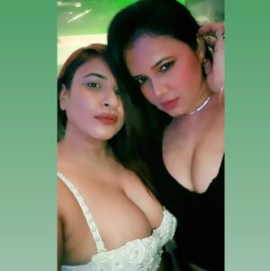 Muskaan Agarwal Instagram - 👑Queens… of ❤️
#priyagamre #actress #sexybodies 
#slayqueen