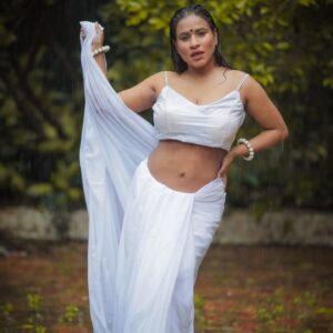 Muskaan Agarwal Instagram - Wanna do rain dance???
.
.
@atish_ture_photography