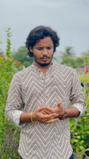 Muthukumaran Jegatheesan Instagram - மூலிகை செடிகள் வேண்டாம் 🙏🏼🙏🏼🙏🏼

Tag that Siva pakthan

#sivan #sivamooligai #bobmaeley #trendingreels #viral #viralvideos #naanmuthukumaran #mk