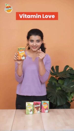 Myra Singh Instagram - I just made the perfect summer ice lollies with @rasna_inernational and I couldn’t be happier! Not only is it super refreshing, but it is extremely rich in vitamins. Watch this video to find out how to make the dish that’s going to cool you down this summer!

To make Rasna drinks, mocktails, or lollies, add 900ml (6 cups) water and 750g (5 cups) sugar to the jar. 
Stir it until the sugar dissolves. 
Store the concentrate in jars or bottles. 
After that, mix one part Rasna concentrate with three parts water to make a delicious Rasna drink. 
Then, pour it into your candy moulds and set the timer for 6-8 hours in the freezer.

Buy Now : 
https://amzn.to/3UC85w9
https://bit.ly/3JU95qr

#AD #Rasna #Rasna32Glasses #IceLollies #vitaminlove #myrasingh