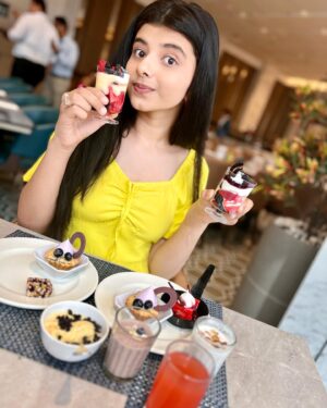 Myra Singh Instagram - Let me introduce you to my new favorite Sunday brunch place @fairfieldbymarriottmumbai  Once you try it, you will love it. 
📍Mado Mado 
Fairfield by Marriott Mumbai 
Thank you for inviting us 🫶we had a fabulous experience 
.
.
.
#fairfieldbymarriottmumbai #myrasingh #food #fairfieldbymarriott 
#sunday #brunch #yellow #sunnyday