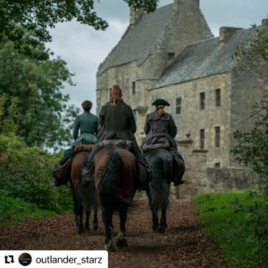 Nell Hudson Instagram - REPOST @outlander_starz the droughtlander is finally over 😭🎉 enjoy 🥃🔥