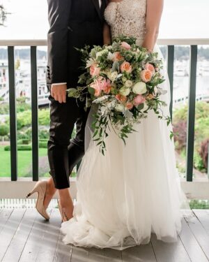 Niki Ang Instagram - 7 years. When I asked her this morning if she liked being married to me she said “no ragrets.” It just keeps getting better. I love you @kelsiejod 💕⚡️ 

And as always, happy birthday Beyoncé!
