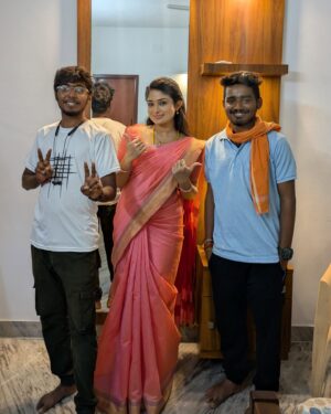 Nikitha Rajesh Instagram - My people from malli set. Our assistant directors Parthiban and Bharath who are like brothers to me❤️. My support system, my assistant Viji akka and hairdresser Sumithra akka😘