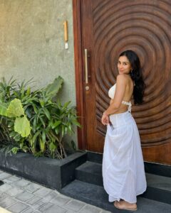 Actress Nityaami Shirke HD Photos and Wallpapers October 2024