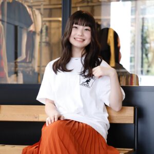 Nono Maida Instagram - カンゴールリワード×毎田暖乃🦘

\\ 最終のご案内 // ご注文の受付は
⚠️本日11/18(月)23:59までとなります🙇‍♀️

コラボアイテムをすでにご注文いただいた皆さま、
本当にありがとうございます✨

商品が届きましたら、ぜひたくさん着て、
たくさん使っていただけたら嬉しいです🫶

改めまして、デザインのお仕事を経験させてくださった
@udgcoltd001 関係者の皆さま、ありがとうございました✨

#KANGOLREWARD 
#カンゴールリワード 
#KGRW 🦘
#毎田暖乃  #Noꓸ925 
#ルート