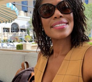 Omarosa Manigault Instagram - Happy Sunday Fam! 💕