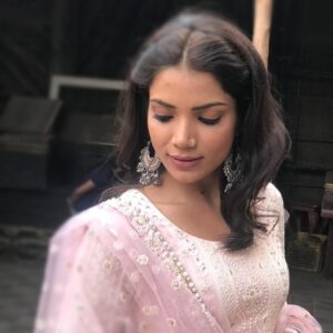 Palak Singh Instagram - Happy Lohri to Everyone ! 🔥 

#HappyLohri #Happy #Lohri # Actor #ActorLife #ArtistLife #PalakSingh #ItsPalakSingh #TeamPalakSingh #TeamPS