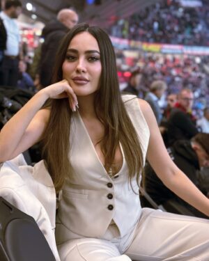 Paola Saulino Instagram - Back to My First Love 💙
#milannapoli #seriea #sansiro