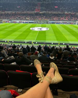 Paola Saulino Instagram - Quarter Final‼️🌶️🌶️ 🏟️🏟️ ⚽️ ⚽️
#milannapoli #championsleague #sansiro @acmilan @officialsscnapoli