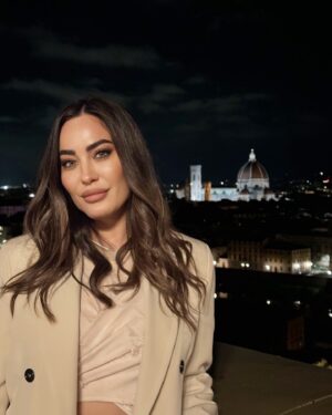 Paola Saulino Instagram - How many beautiful moments I have saved in my phone 📱