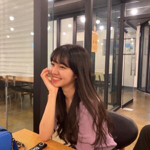 Park Seo-yeon Instagram - ♪( ´▽｀)