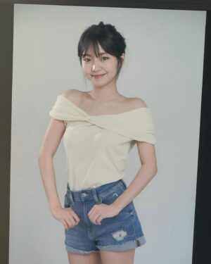 Park Seo-yeon Instagram - 히 ◡̈