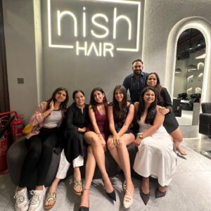 Parul Gulati Instagram - I came , i saw ,i conquered 

An evening to remember with my favourites 

#nishhair #nishhairdubai